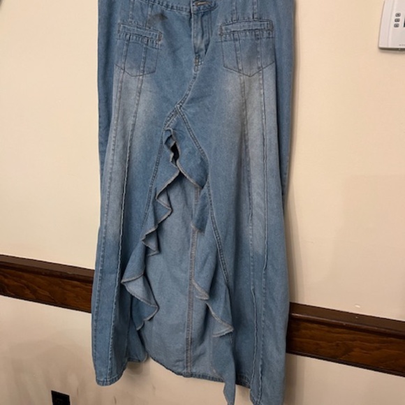 Edikted XL ruffled open jean front maxi skirt two button zip front, 2 pockets - Picture 1 of 5